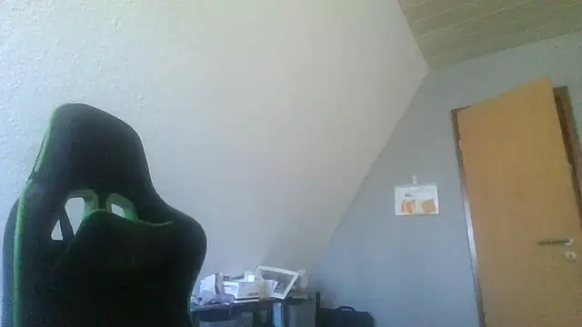 Golffahrer1982 online show from 11-06-25, 09:43