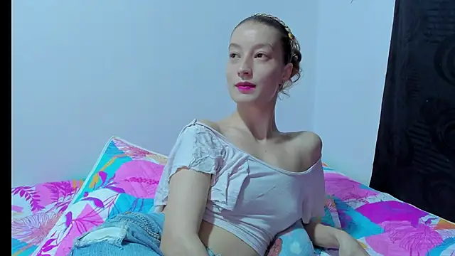 MiiaVolkova online show from 03-09-26, 02:15