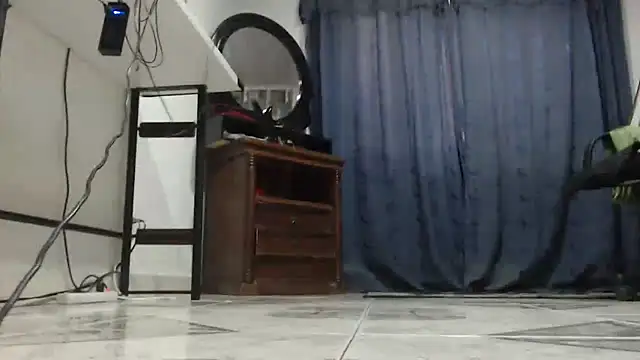 Snapshot of KarimaSarabe chatting on 10-07-25, 09:56 KarimaSarabe online show from 10-07-25, 09:56