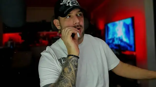 LexXHardy online show from 12-28-24, 08:05