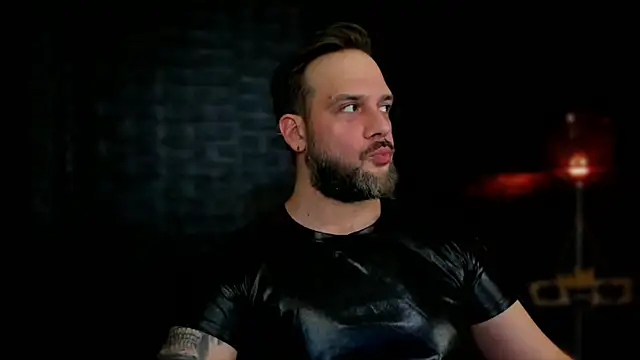 LexXHardy online show from 01-28-25, 03:47