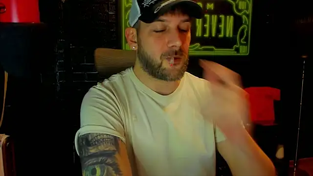 LexXHardy online show from 02-14-25, 06:29