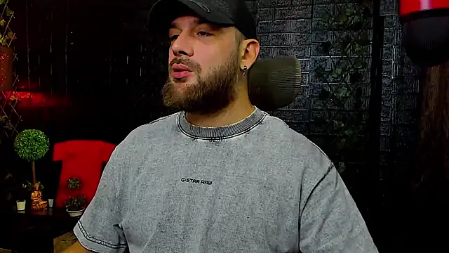 LexXHardy online show from 10-19-25, 01:01