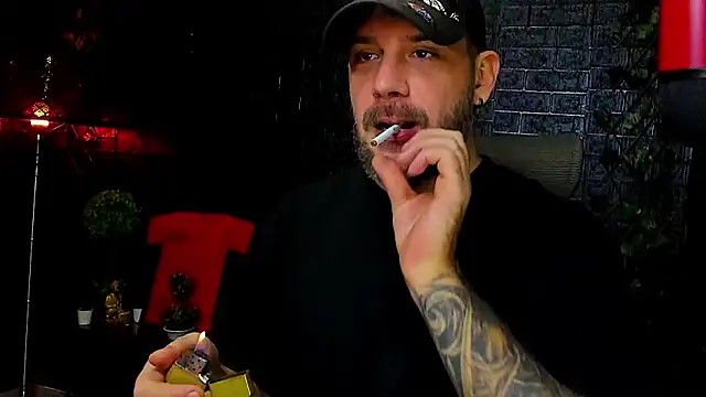 LexXHardy online show from 10-26-25, 08:37