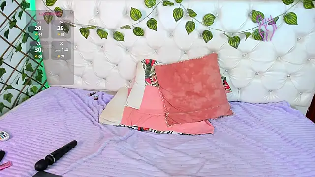 Snapshot of Andrea_Williams24 chatting on 12-11-24, 05:37 Andrea Williams24 online show from 12-11-24, 05:37