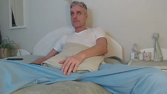 StrongBill online show from 01-19-25, 03:42