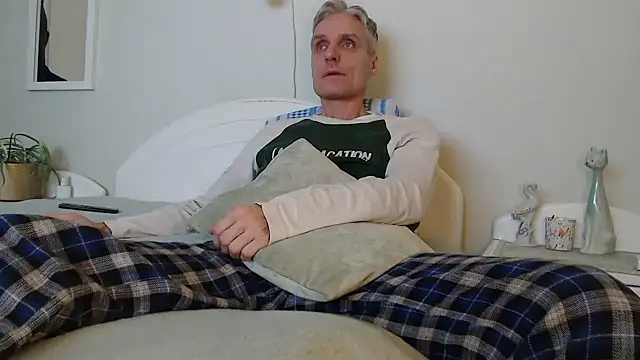 StrongBill online show from 02-01-25, 03:28