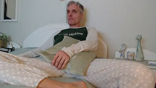 StrongBill online show from 02-02-25, 03:17