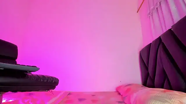 stephany doll  online show from 01-16-26, 04:27