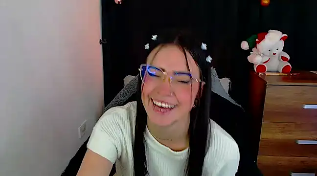 Snapshot of Isa_Maiden1 chatting on 12-20-24, 10:11 Isa Maiden1 online show from 12-20-24, 10:11