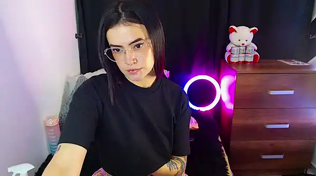 Snapshot of Isa_Maiden1 chatting on 12-28-24, 06:39 Isa Maiden1 online show from 12-28-24, 06:39