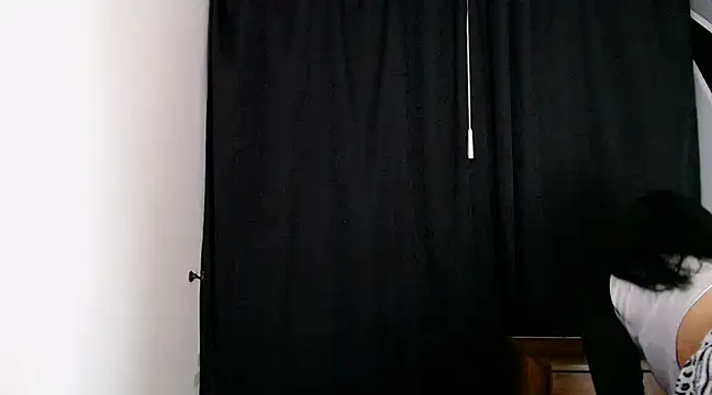 Snapshot of Isa_Maiden1 chatting on 03-05-25, 09:48 Isa Maiden1 online show from 03-05-25, 09:48