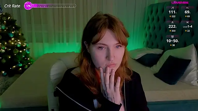 Snapshot of _Chlo__e chatting on 12-19-24, 10:00 Chlo e online show from 12-19-24, 10:00