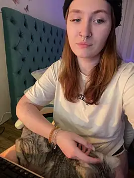 Snapshot of _Chlo__e chatting on 02-04-25, 04:26 Chlo e online show from 02-04-25, 04:26