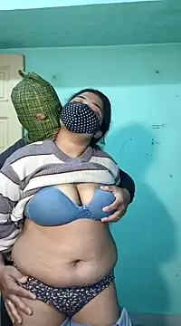 Snapshot of hotty_Sexy-couple chatting on 12-06-24, 07:21 hotty Sexy-couple online show from 12-06-24, 07:21
