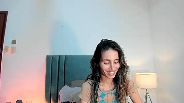 Snapshot of Nina_Cavaali chatting on 12-22-24, 02:27 Nina Cavaali online show from 12-22-24, 02:27