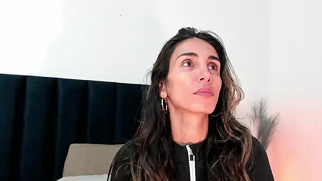 Snapshot of Nina_Cavaali chatting on 02-09-25, 02:18 Nina Cavaali online show from 02-09-25, 02:18