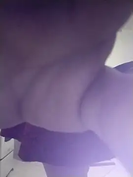 Snapshot of mariy522 chatting on 10-07-25, 10:51 mariy522 online show from 10-07-25, 10:51