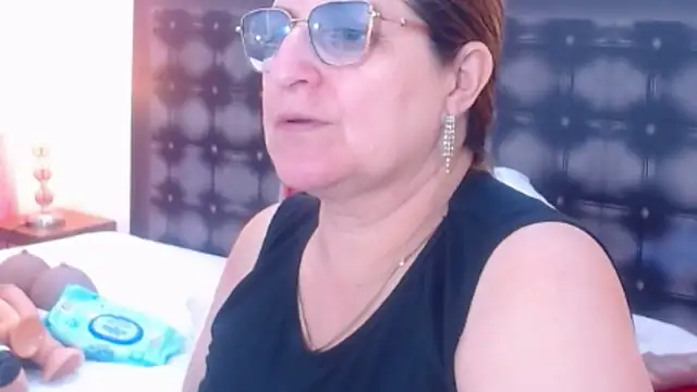 sandra 20 online show from 11-19-25, 10:48