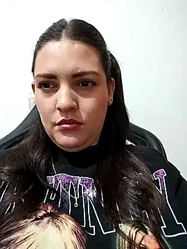 Mia Hampton online show from 01-08-26, 04:42