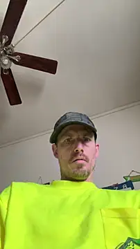 Snapshot of KBONE36 chatting on 03-30-26, 12:28 KBONE36 online show from 03-30-26, 12:28