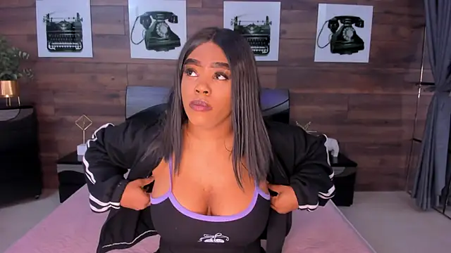 Briana Wells  online show from 07-02-26, 12:22