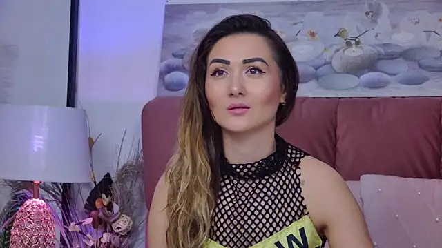 NicolLopeze online show from 02-06-25, 03:20