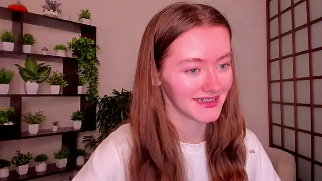 KateCuddle online show from 10-17-25, 02:37