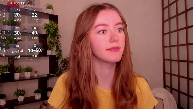 Snapshot of KateCuddle chatting on 04-22-26, 02:58 KateCuddle online show from 04-22-26, 02:58