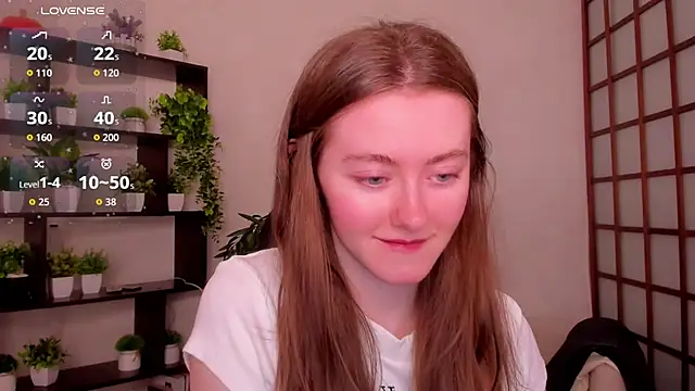 Snapshot of KateCuddle chatting on 05-06-26, 02:08 KateCuddle online show from 05-06-26, 02:08