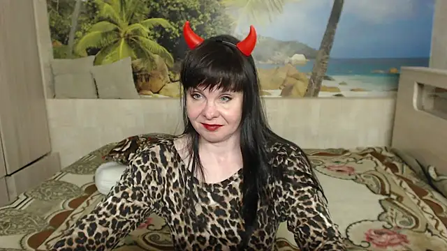Snapshot of Aphelandra chatting on 05-31-26, 05:20 Aphelandra online show from 05-31-26, 05:20