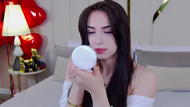 Betty Bridge online show from 02-09-26, 05:22