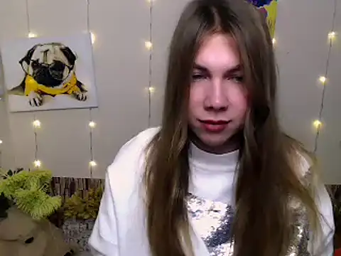 Sport Tall Doll online show from 12-06-24, 08:26