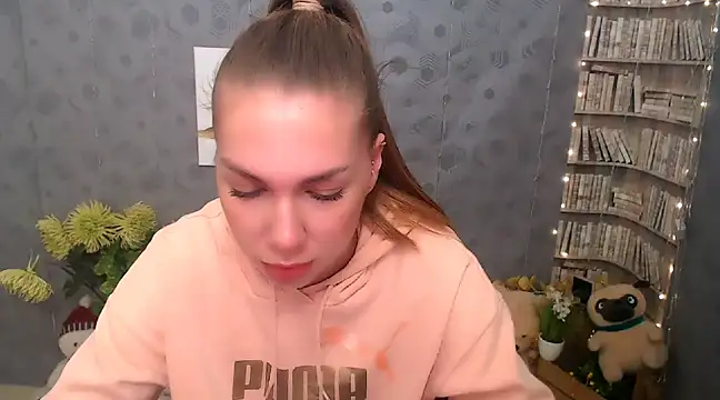 Sport Tall Doll online show from 03-12-25, 09:44