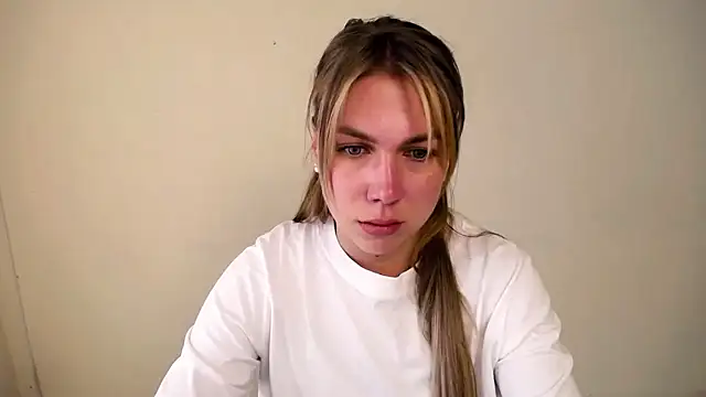 Sport Tall Doll online show from 05-04-26, 08:10