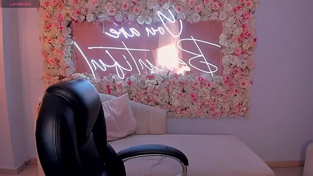 KendraClarkX online show from 04-02-26, 02:42