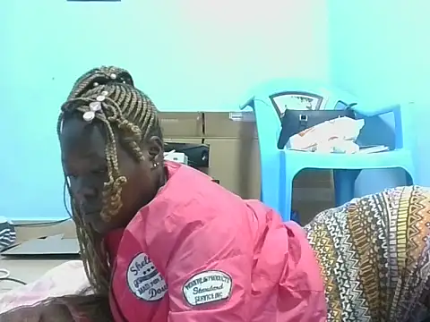 Snapshot of Eminent_Ride chatting on 02-24-26, 06:44 Eminent Ride online show from 02-24-26, 06:44