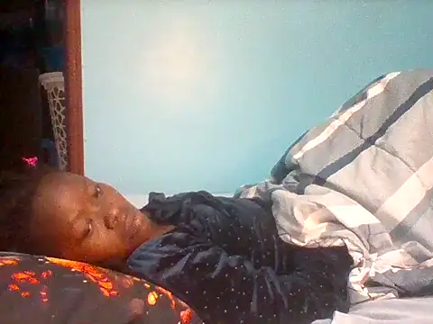 Snapshot of Eminent_Ride chatting on 04-05-26, 03:26 Eminent Ride online show from 04-05-26, 03:26