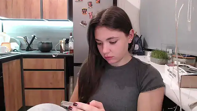 Snapshot of delightful_sofi chatting on 03-20-26, 07:08 delightful sofi online show from 03-20-26, 07:08