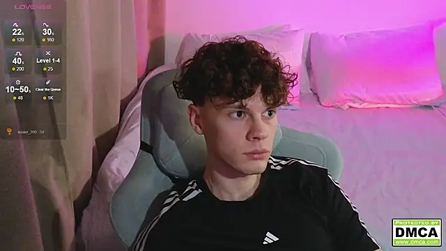 cute thomas online show from 03-09-26, 07:29