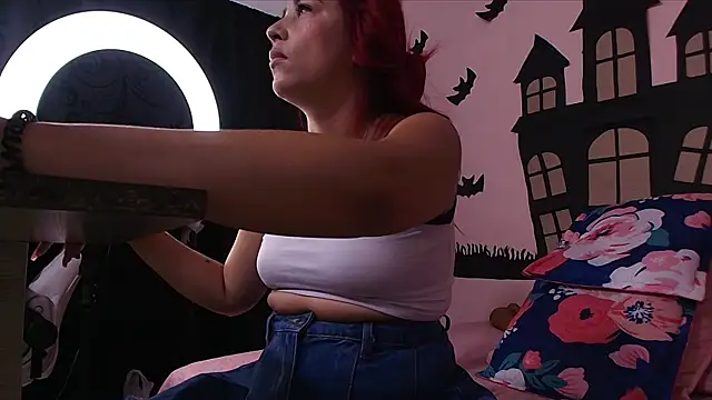 celeste sea online show from 10-30-25, 07:14