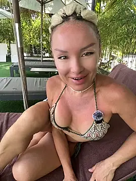 WhiteBunny online show from 06-11-26, 02:11