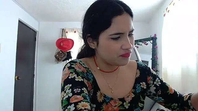 Snapshot of InocentHeaven1 chatting on 12-12-24, 12:33 InocentHeaven1 online show from 12-12-24, 12:33