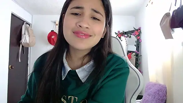 Snapshot of InocentHeaven1 chatting on 02-22-25, 09:59 InocentHeaven1 online show from 02-22-25, 09:59