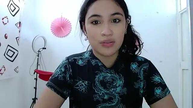 Snapshot of InocentHeaven1 chatting on 09-20-25, 12:39 InocentHeaven1 online show from 09-20-25, 12:39