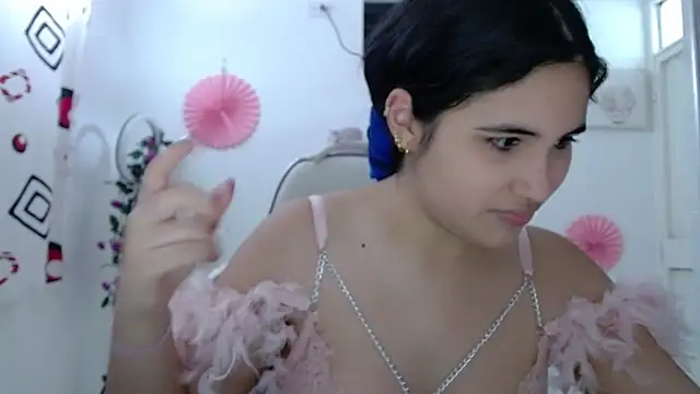 Snapshot of InocentHeaven1 chatting on 10-11-25, 12:47 InocentHeaven1 online show from 10-11-25, 12:47