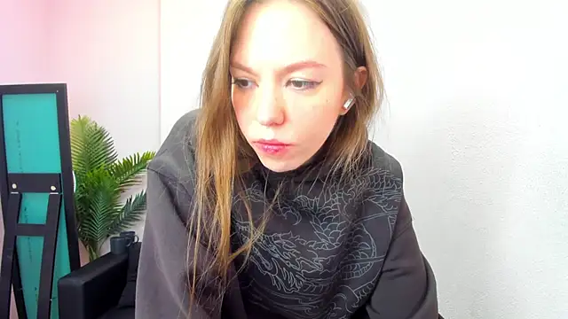 Persephoni online show from 03-01-25, 01:40