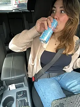 Snapshot of LeaGambit__ chatting on 02-20-26, 04:29 LeaGambit online show from 02-20-26, 04:29