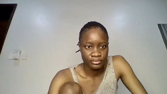 Snapshot of sweet_sassy_ chatting on 04-05-26, 02:20 sweet sassy online show from 04-05-26, 02:20