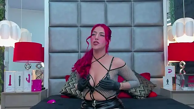 AllissaBrowm online show from 12-17-25, 06:25